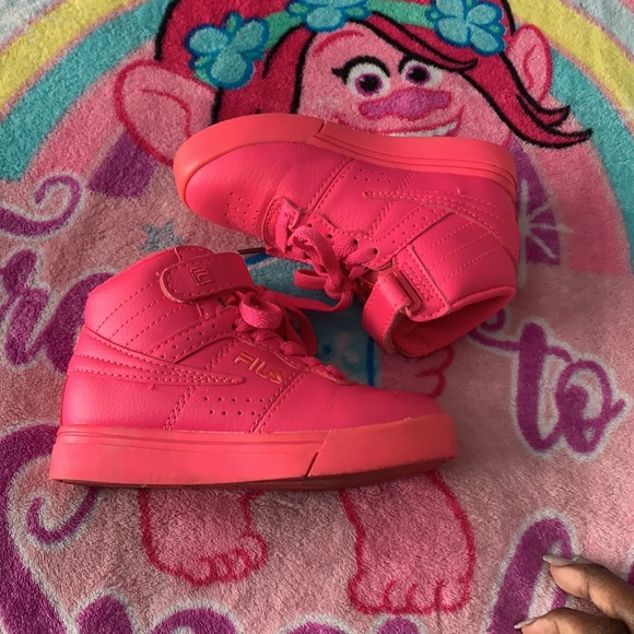 Neon Pink Fila’s size 10 1/2 - Picture 4 of 4
